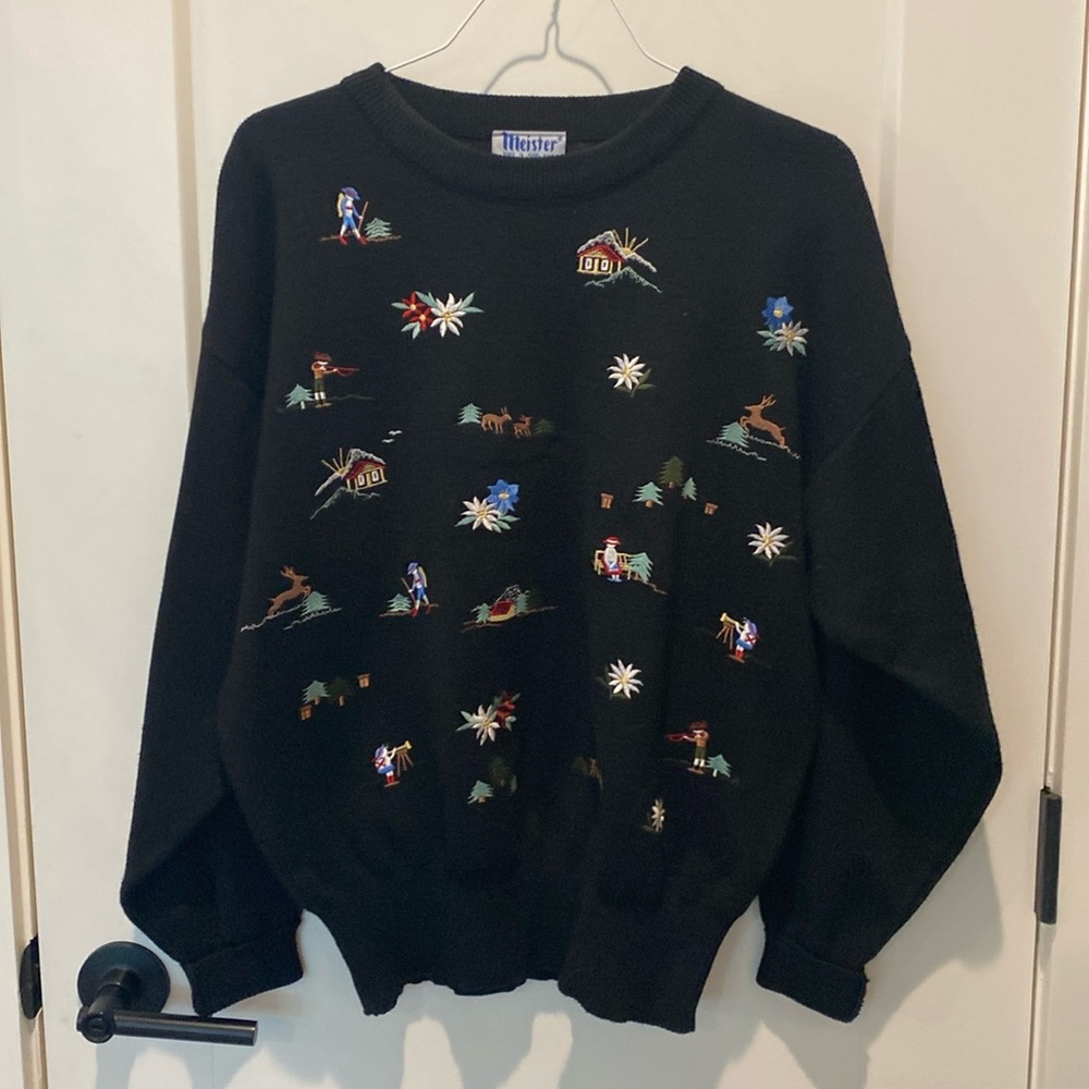 Meister Ladies Ski‎ Sweater.  Black w/Different Embroidered Designs on Front.